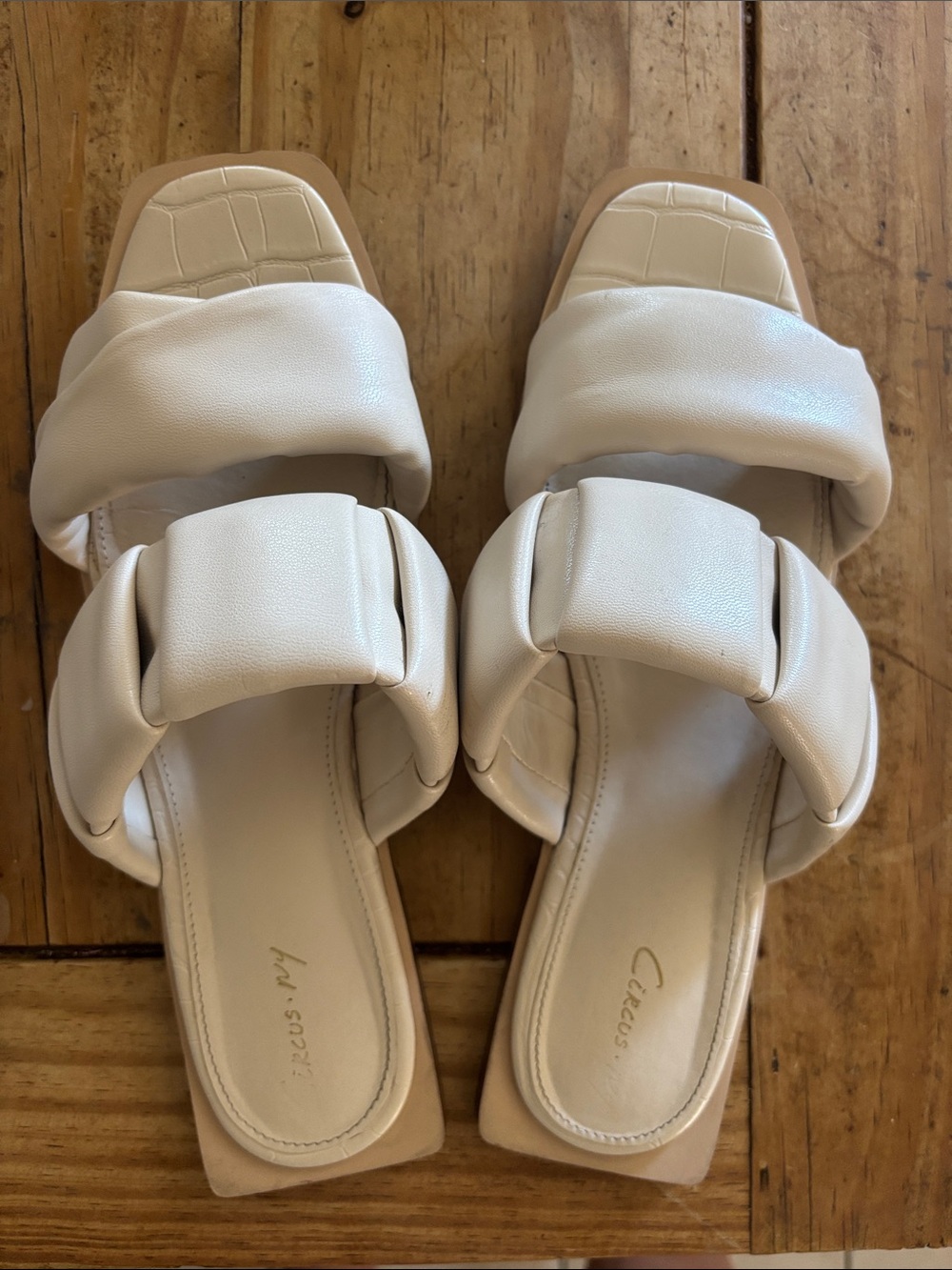 Circus by Sam Edelman Cream Inara Slide Sandals 9